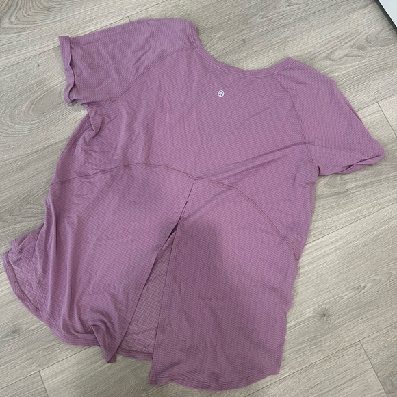 Lululemon Workout Shirt - Picture 2 of 2